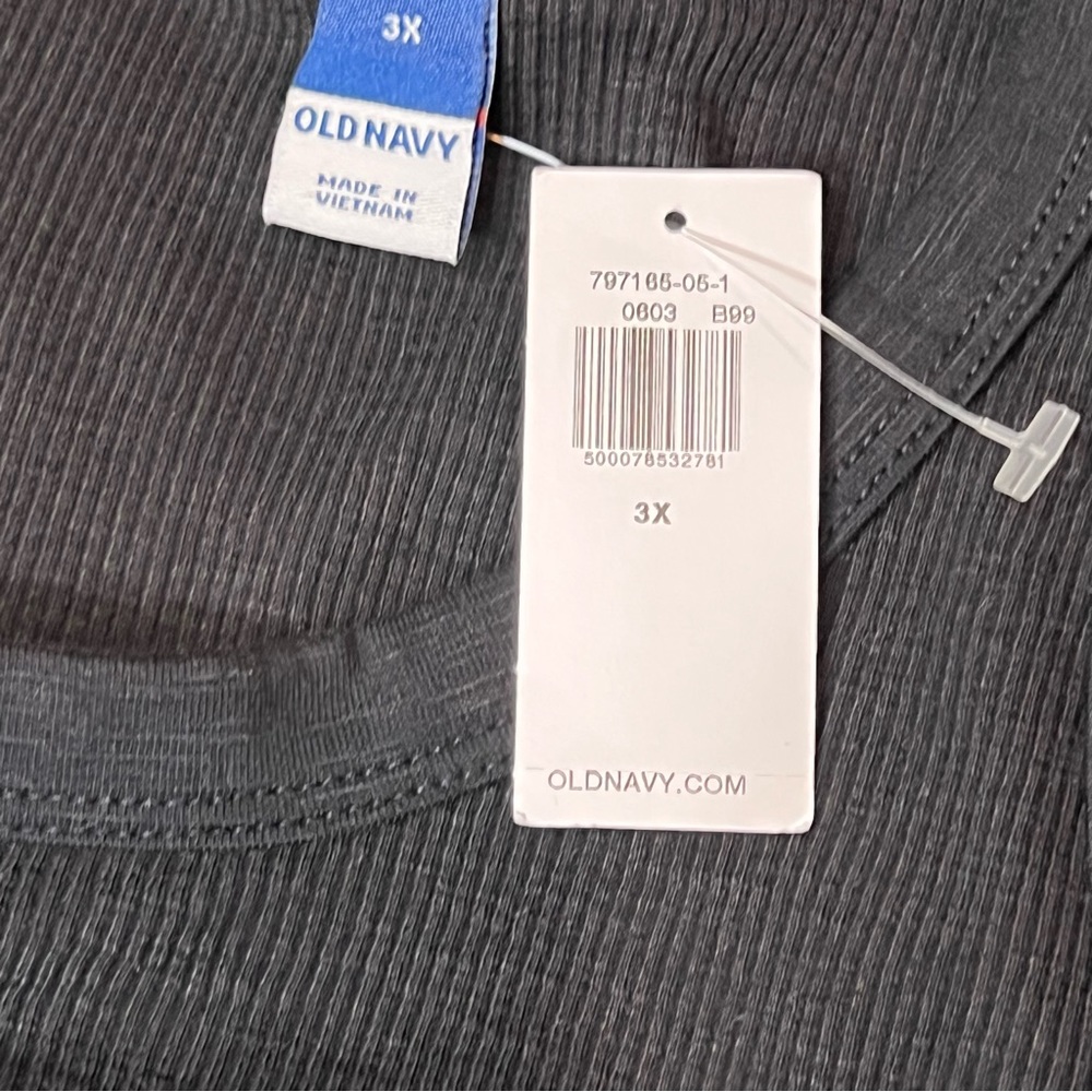 Old Navy Black Relaxed Tank Top - Picture 4 of 6